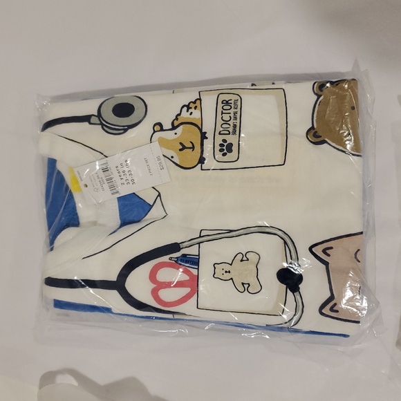NEW Gap Unisex Organic Cotton Veterinarian PJ Set - Picture 3 of 4